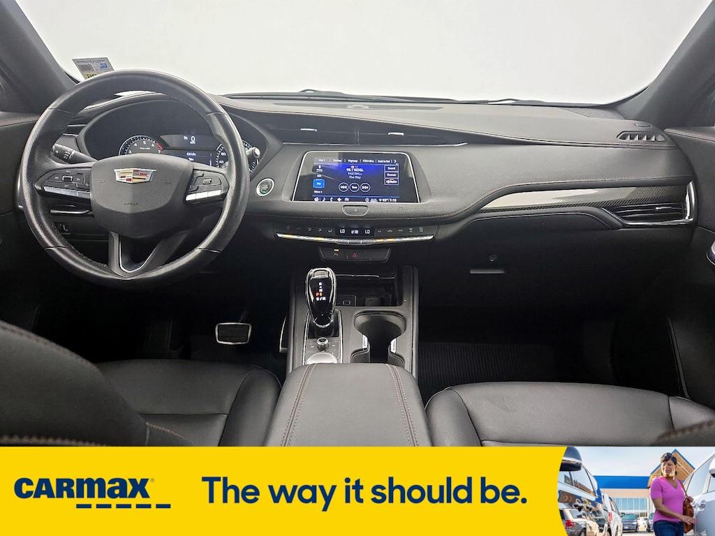 used 2020 Cadillac XT4 car, priced at $21,998