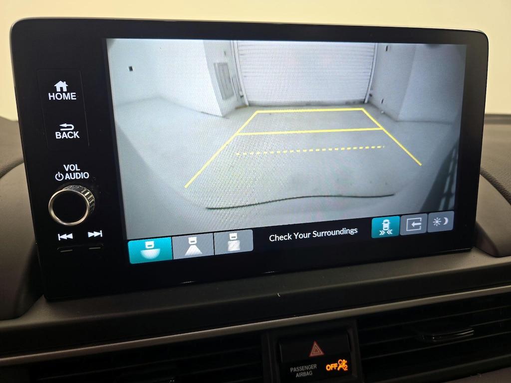 used 2025 Honda Pilot car, priced at $40,998