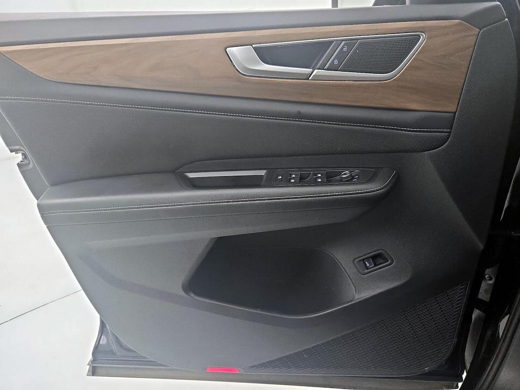 used 2024 Volkswagen Atlas car, priced at $32,998