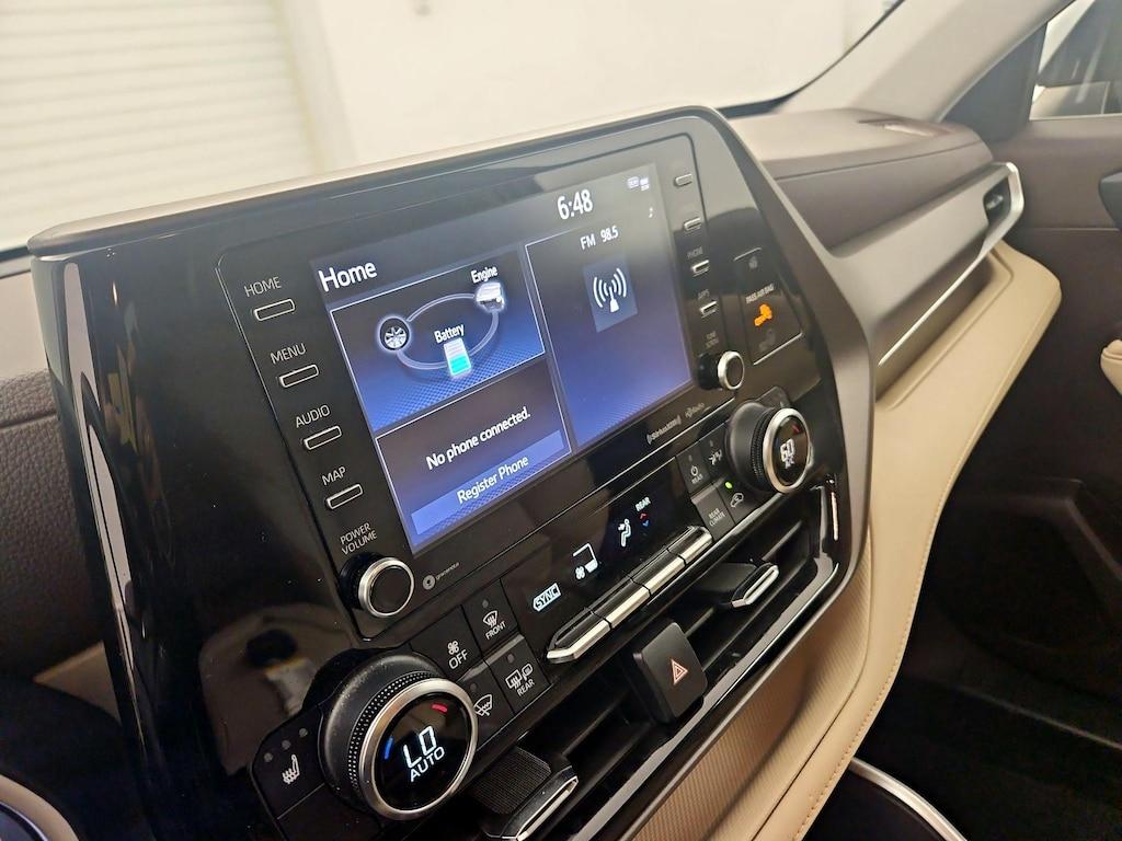 used 2021 Toyota Highlander Hybrid car, priced at $38,998