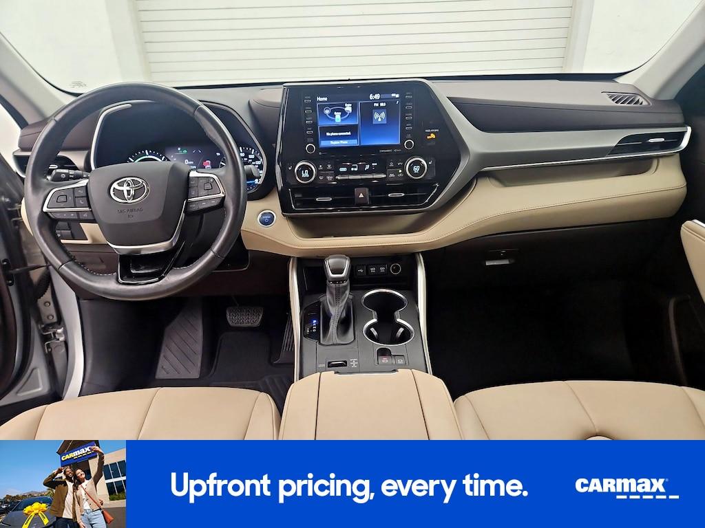 used 2021 Toyota Highlander Hybrid car, priced at $38,998
