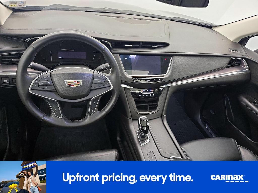 used 2017 Cadillac XT5 car, priced at $19,998