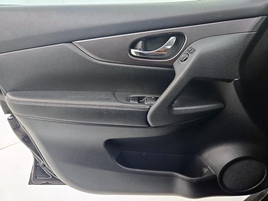 used 2016 Nissan Rogue car, priced at $14,998