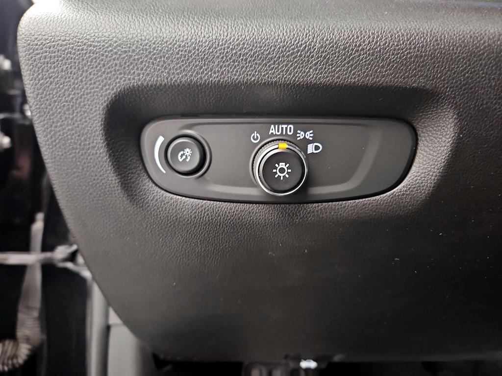 used 2021 Chevrolet Traverse car, priced at $26,998