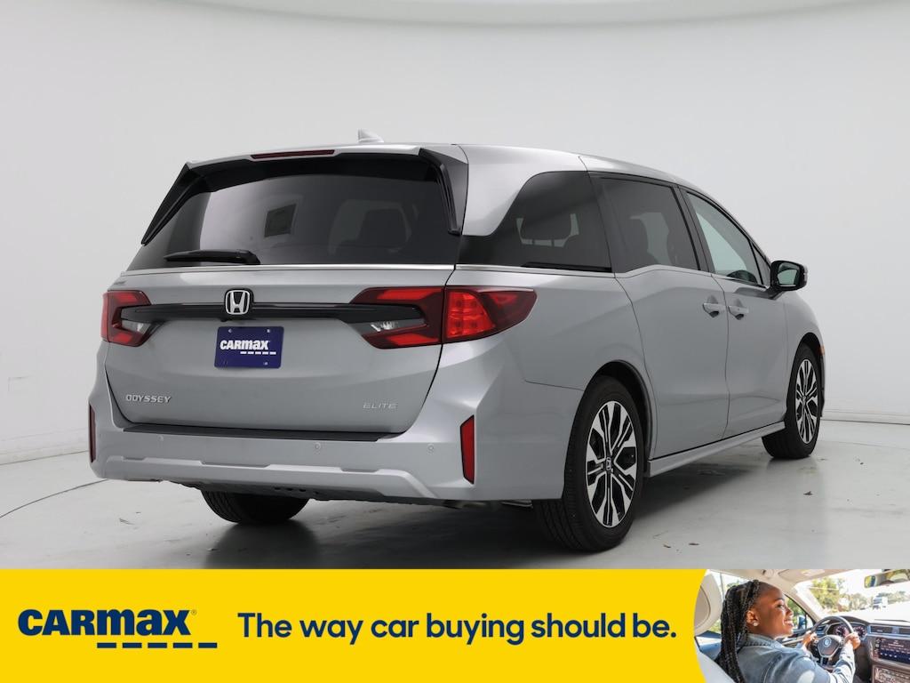 used 2025 Honda Odyssey car, priced at $47,998