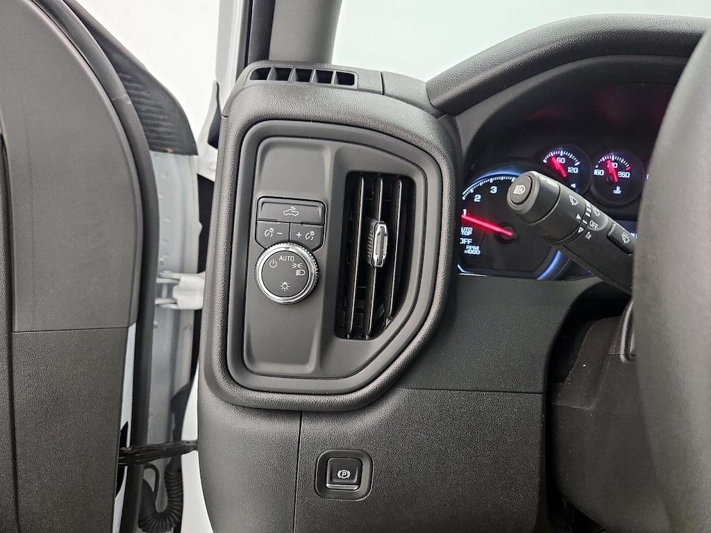used 2024 GMC Sierra 1500 car, priced at $29,998