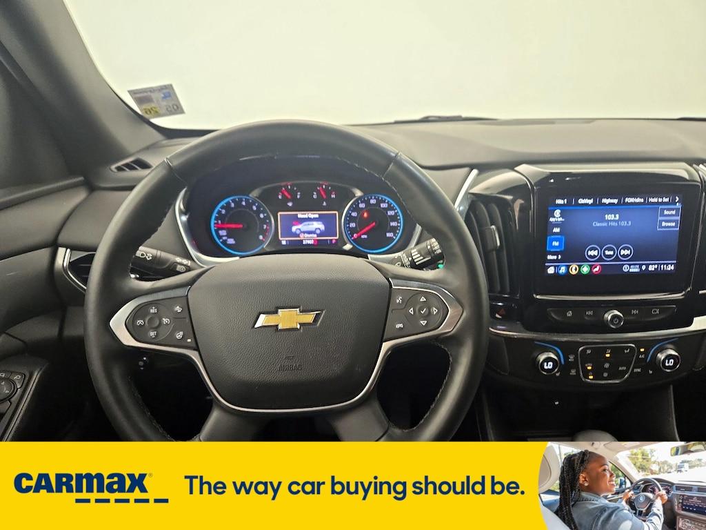 used 2023 Chevrolet Traverse car, priced at $30,998
