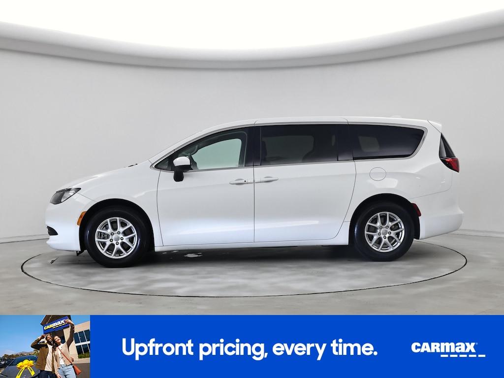 used 2018 Chrysler Pacifica car, priced at $19,998