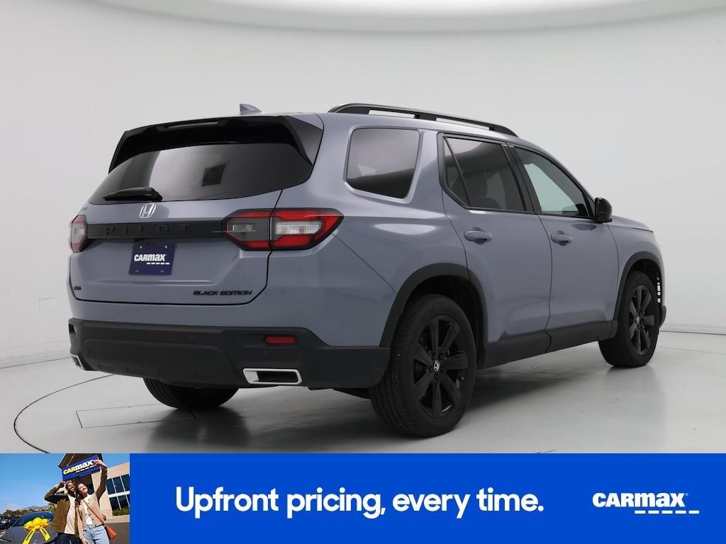 used 2025 Honda Pilot car, priced at $49,998