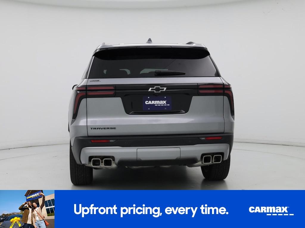 used 2025 Chevrolet Traverse car, priced at $42,998