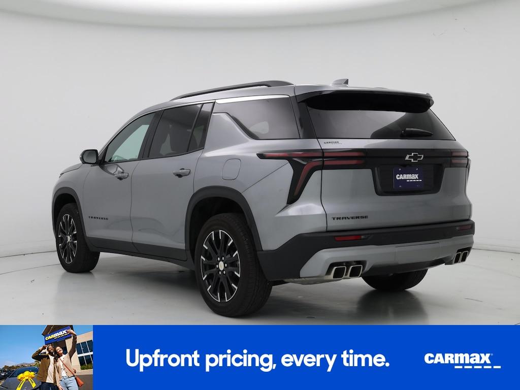 used 2025 Chevrolet Traverse car, priced at $42,998