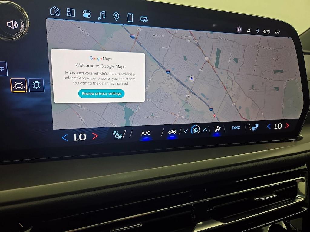 used 2025 Chevrolet Traverse car, priced at $42,998