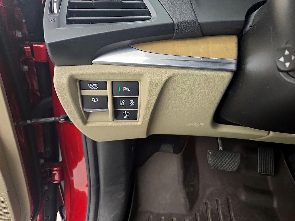 used 2020 Acura MDX car, priced at $27,998