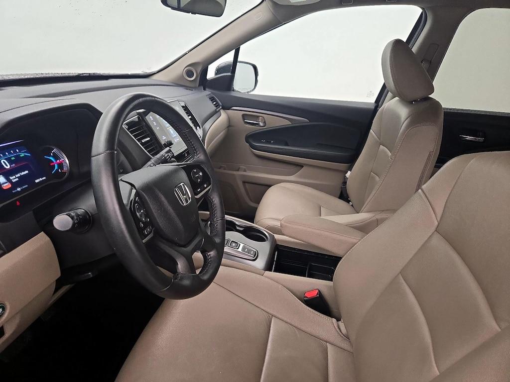 used 2022 Honda Pilot car, priced at $32,998