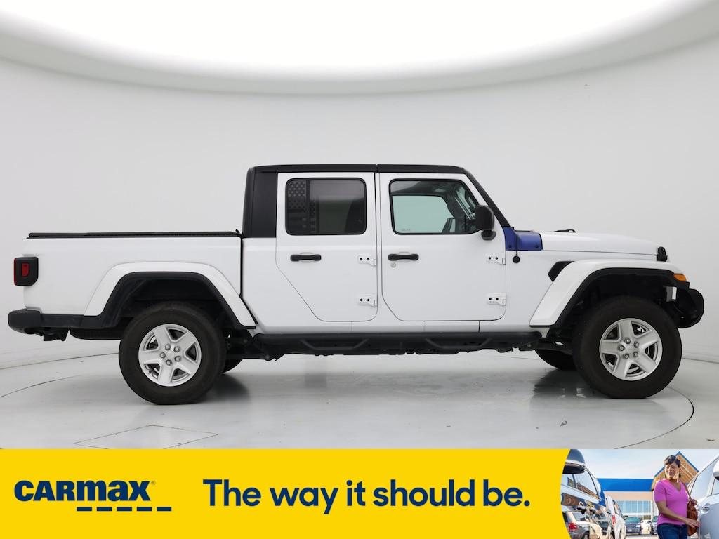 used 2022 Jeep Gladiator car, priced at $30,998