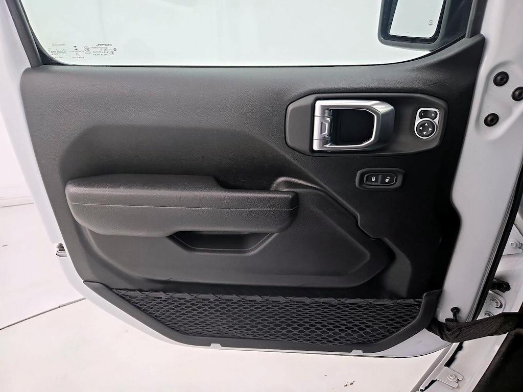 used 2022 Jeep Gladiator car, priced at $30,998