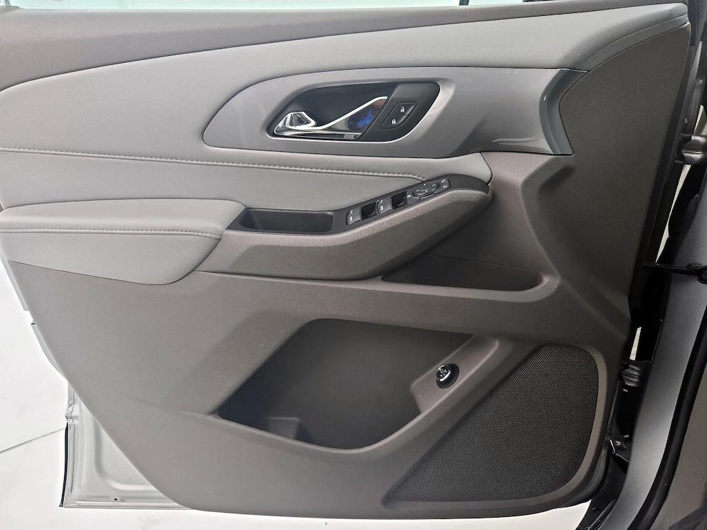 used 2020 Chevrolet Traverse car, priced at $24,998