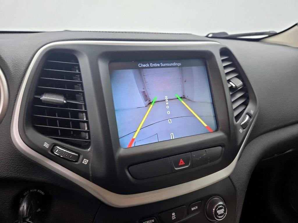 used 2016 Jeep Cherokee car, priced at $13,998