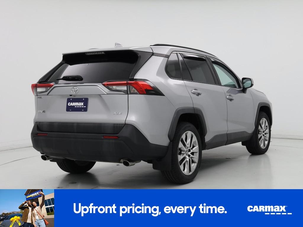 used 2020 Toyota RAV4 car, priced at $27,998