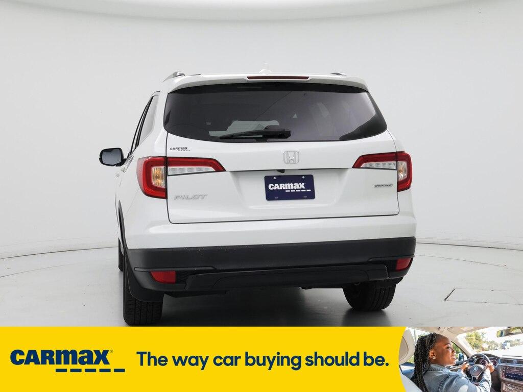 used 2022 Honda Pilot car, priced at $30,998