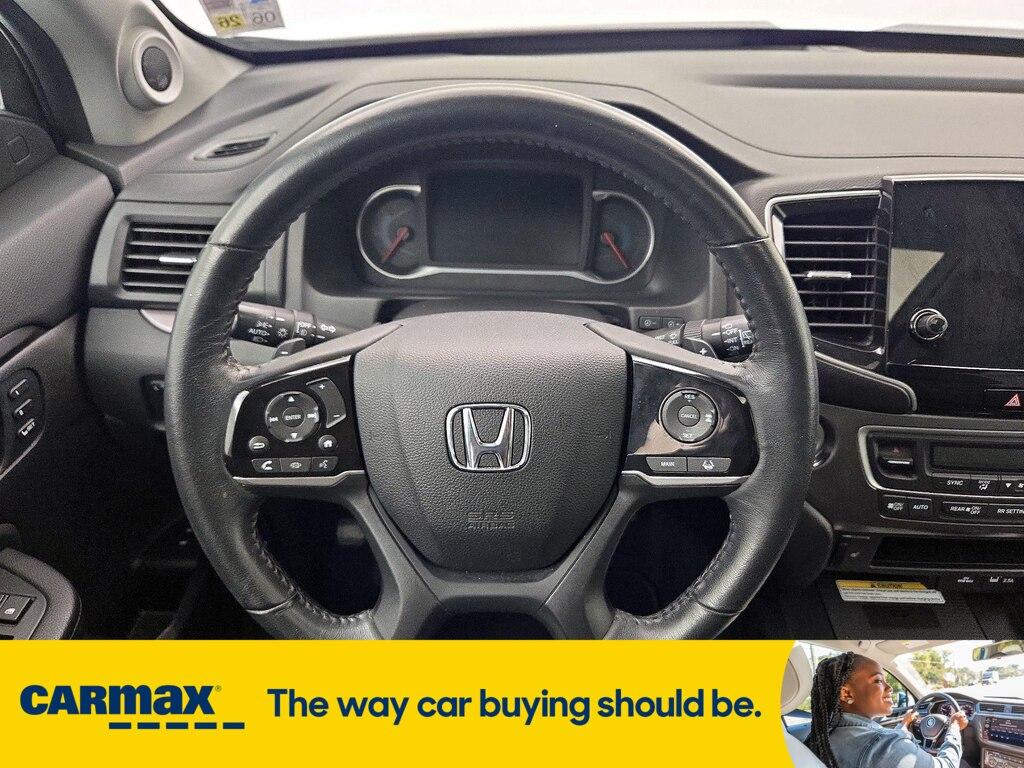 used 2022 Honda Pilot car, priced at $30,998