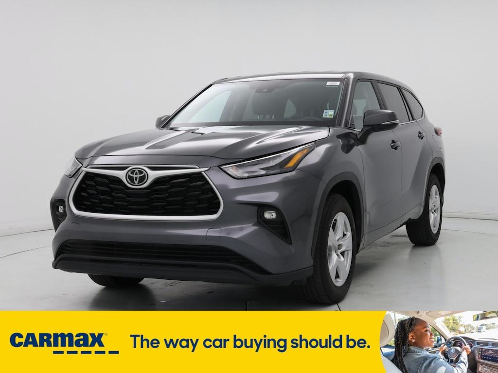 used 2023 Toyota Highlander car, priced at $33,998
