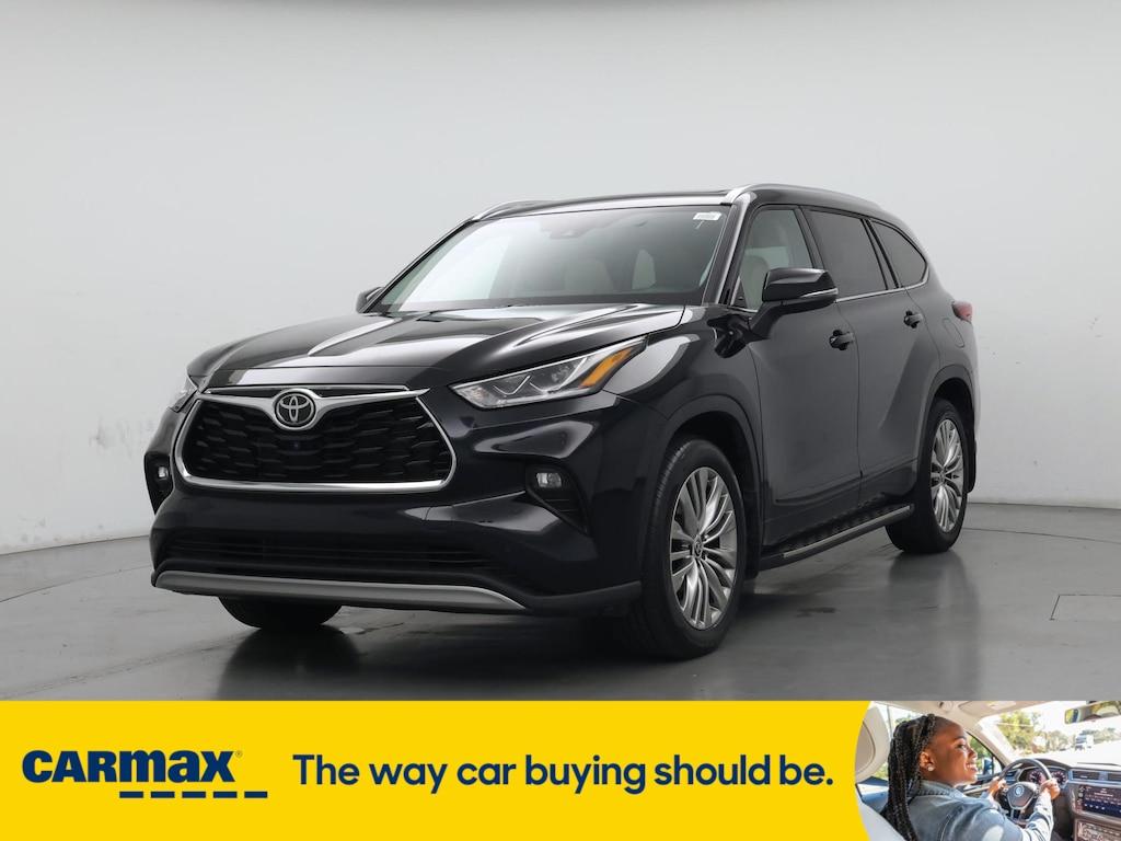 used 2022 Toyota Highlander car, priced at $42,998