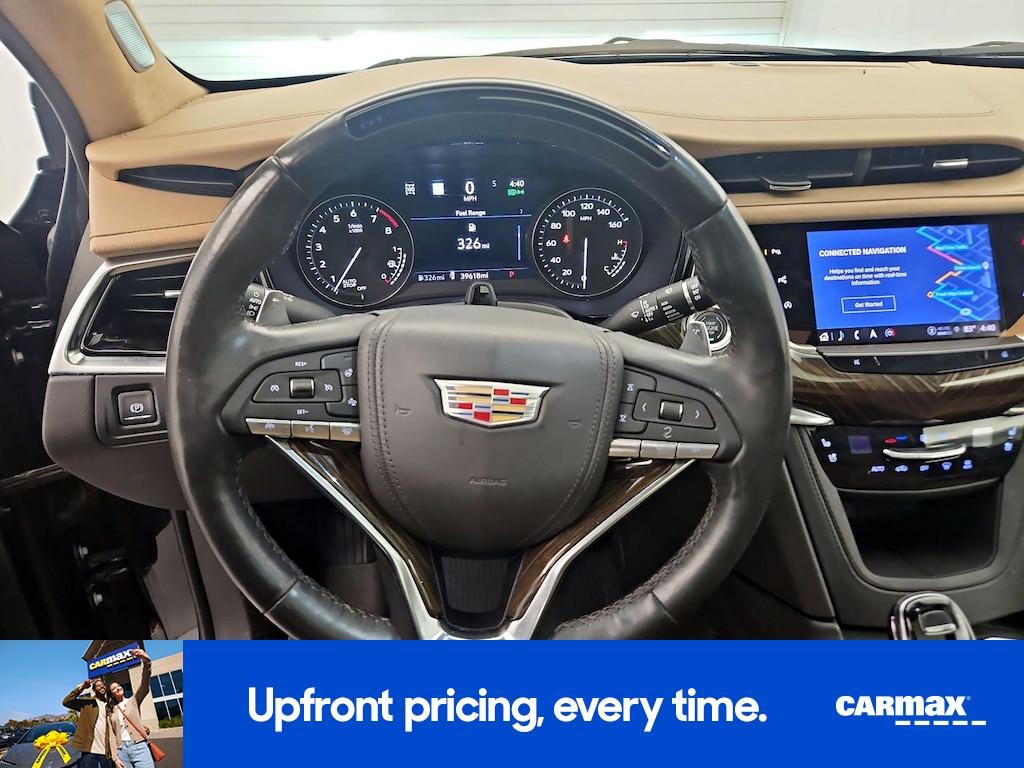used 2022 Cadillac XT6 car, priced at $37,998