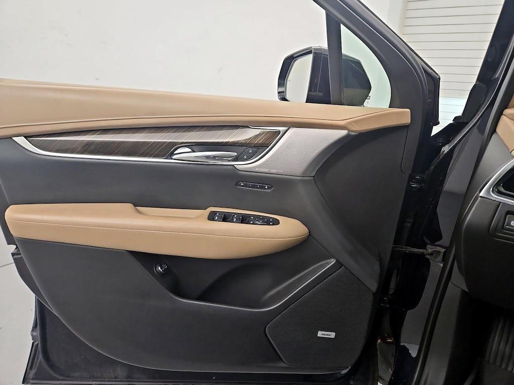 used 2022 Cadillac XT6 car, priced at $37,998