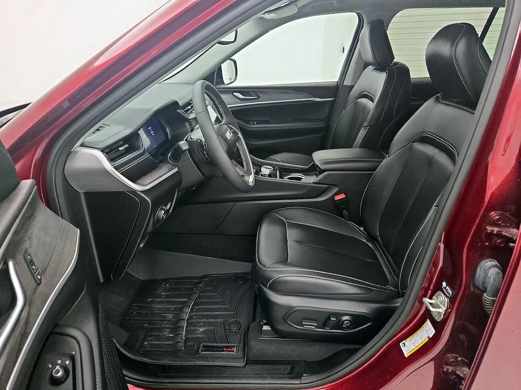 used 2024 Jeep Grand Cherokee car, priced at $37,998