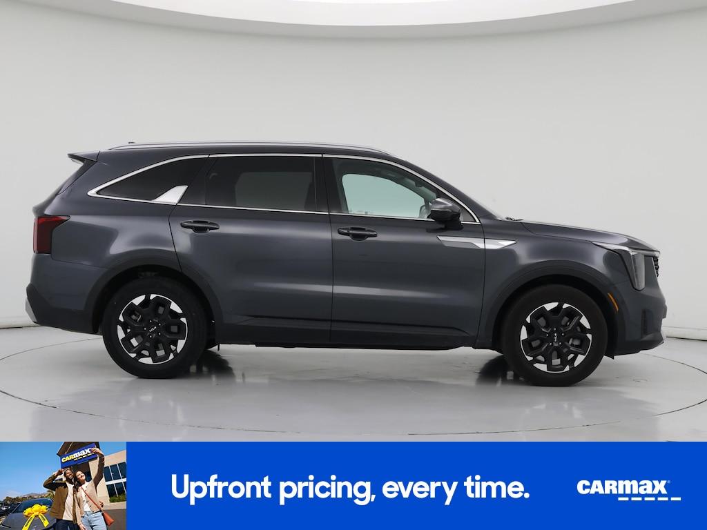 used 2024 Kia Sorento car, priced at $29,998