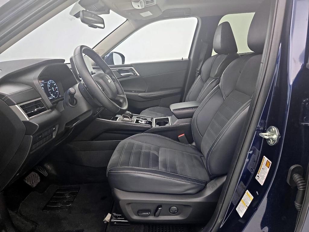 used 2024 Mitsubishi Outlander car, priced at $26,998