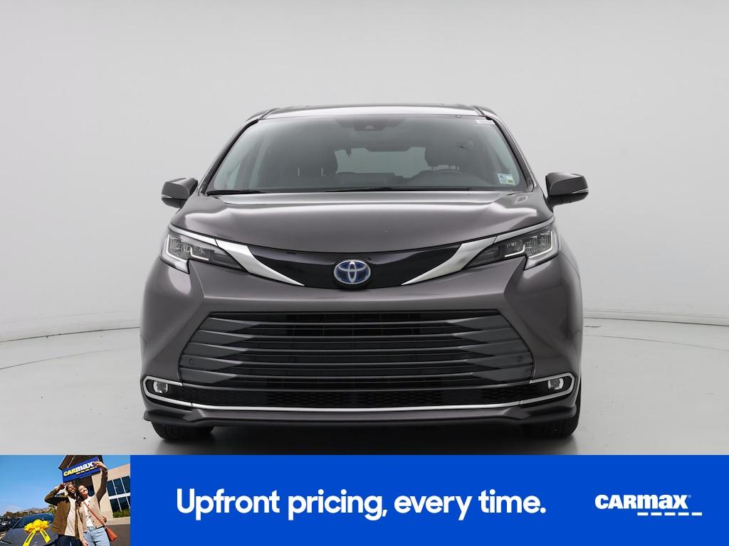 used 2022 Toyota Sienna car, priced at $40,998