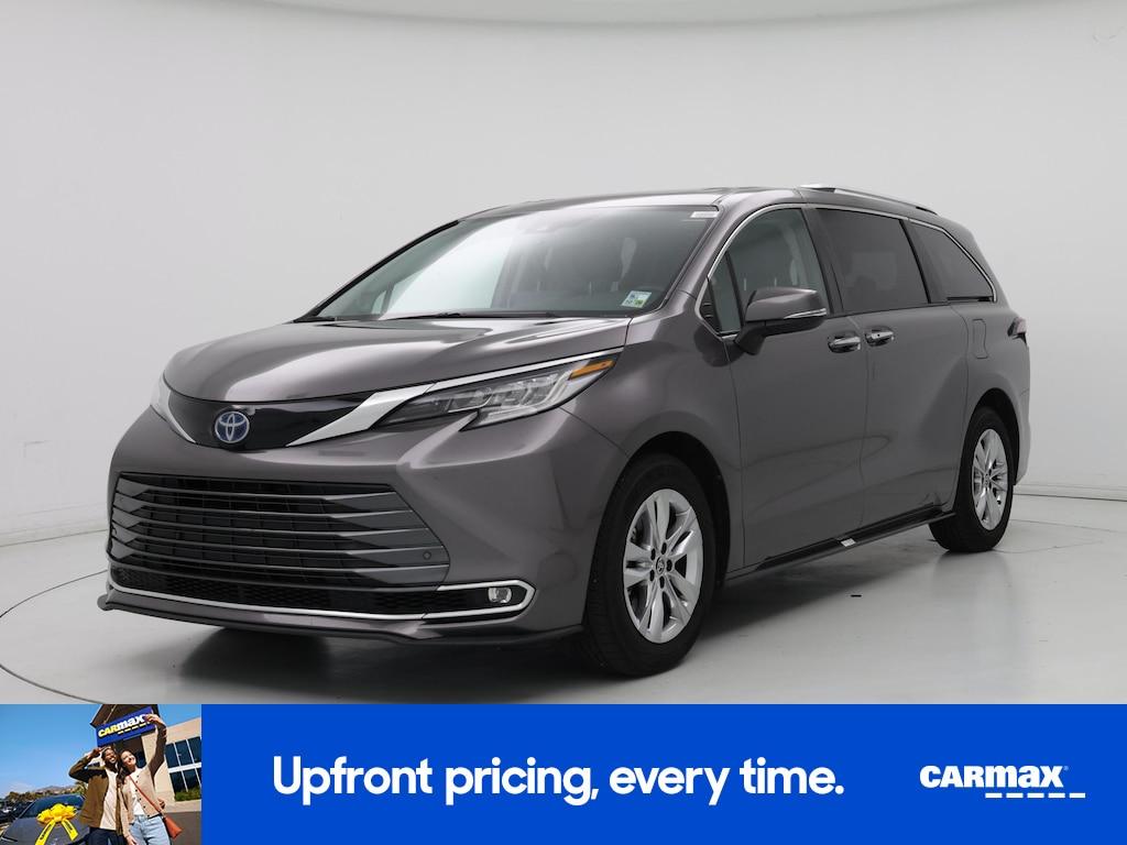 used 2022 Toyota Sienna car, priced at $40,998