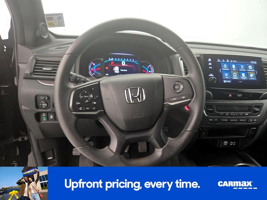 used 2022 Honda Pilot car, priced at $29,998