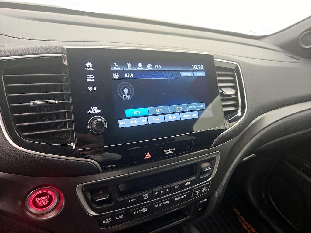 used 2022 Honda Pilot car, priced at $29,998