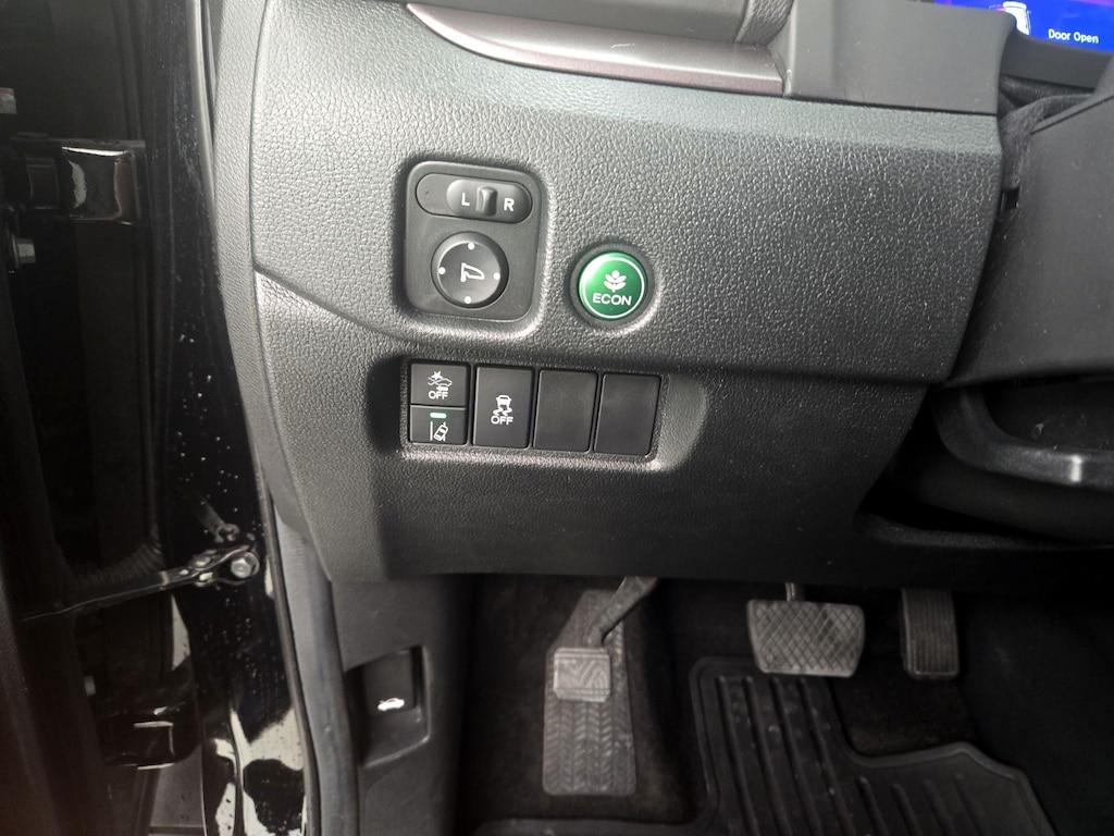 used 2022 Honda Pilot car, priced at $29,998