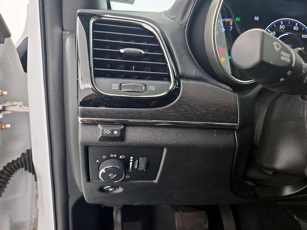 used 2021 Jeep Grand Cherokee car, priced at $29,998
