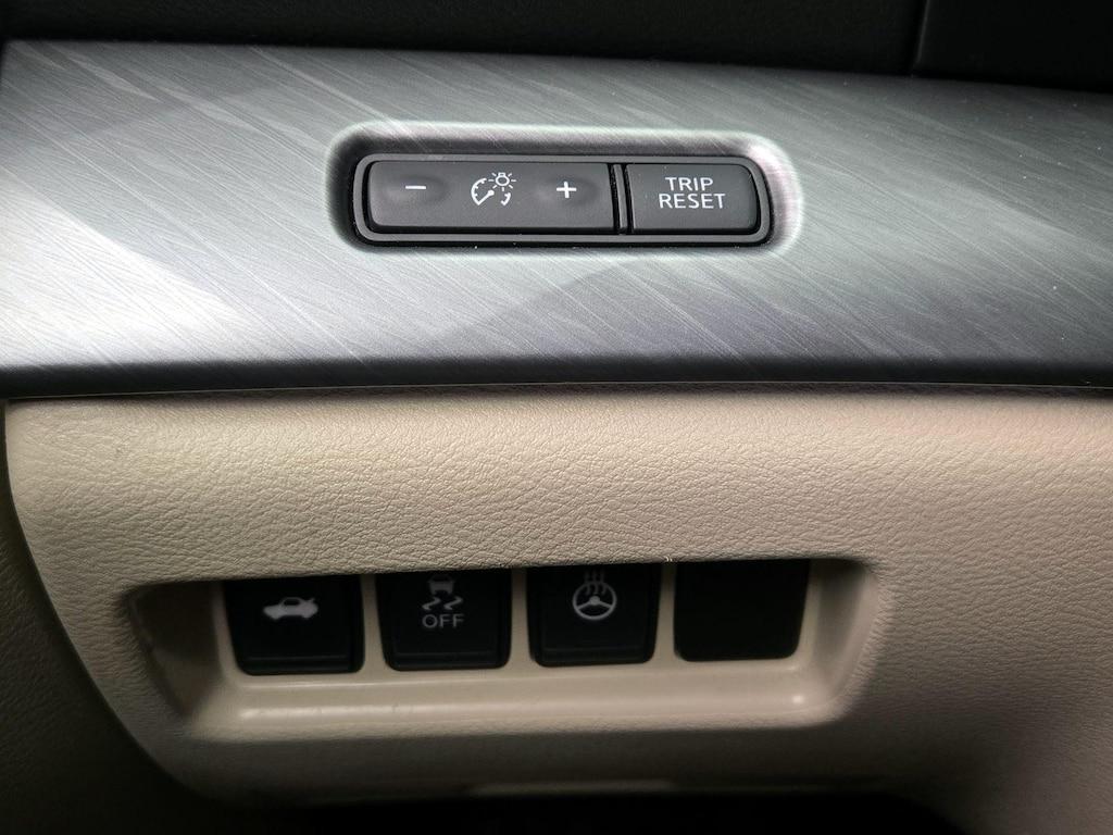 used 2016 Nissan Maxima car, priced at $17,998