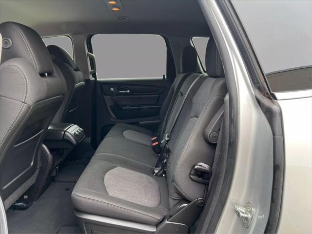 used 2014 Chevrolet Traverse car, priced at $8,795