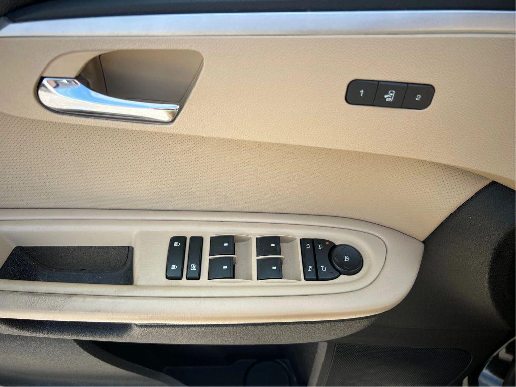 used 2012 Chevrolet Traverse car, priced at $6,995