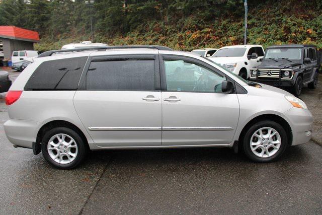 used 2006 Toyota Sienna car, priced at $5,900