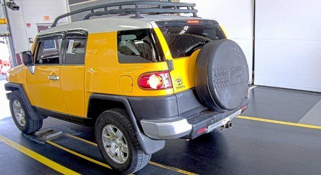 used 2007 Toyota FJ Cruiser car, priced at $13,900