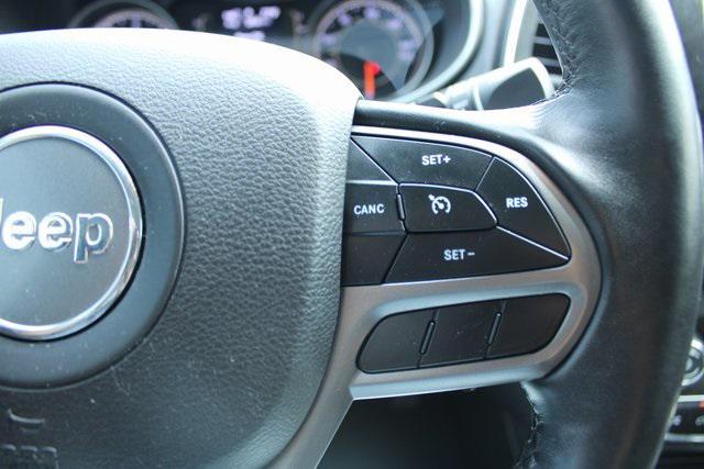 used 2019 Jeep Cherokee car, priced at $15,400