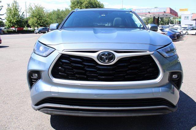 used 2020 Toyota Highlander car, priced at $31,700