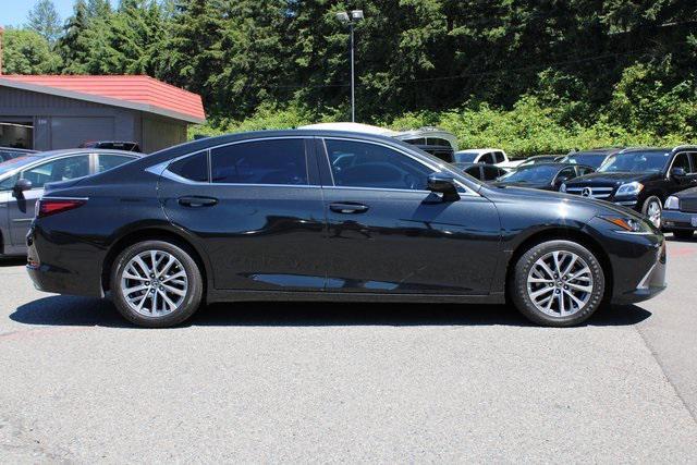 used 2022 Lexus ES 350 car, priced at $31,900