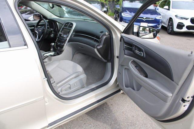 used 2015 Chevrolet Malibu car, priced at $5,500