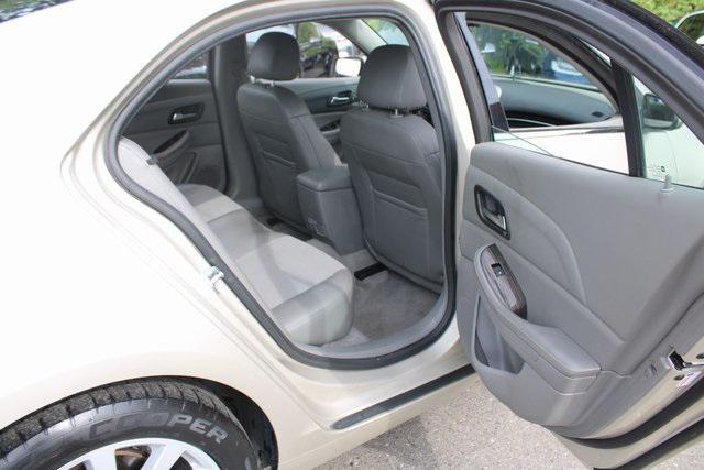used 2015 Chevrolet Malibu car, priced at $5,500