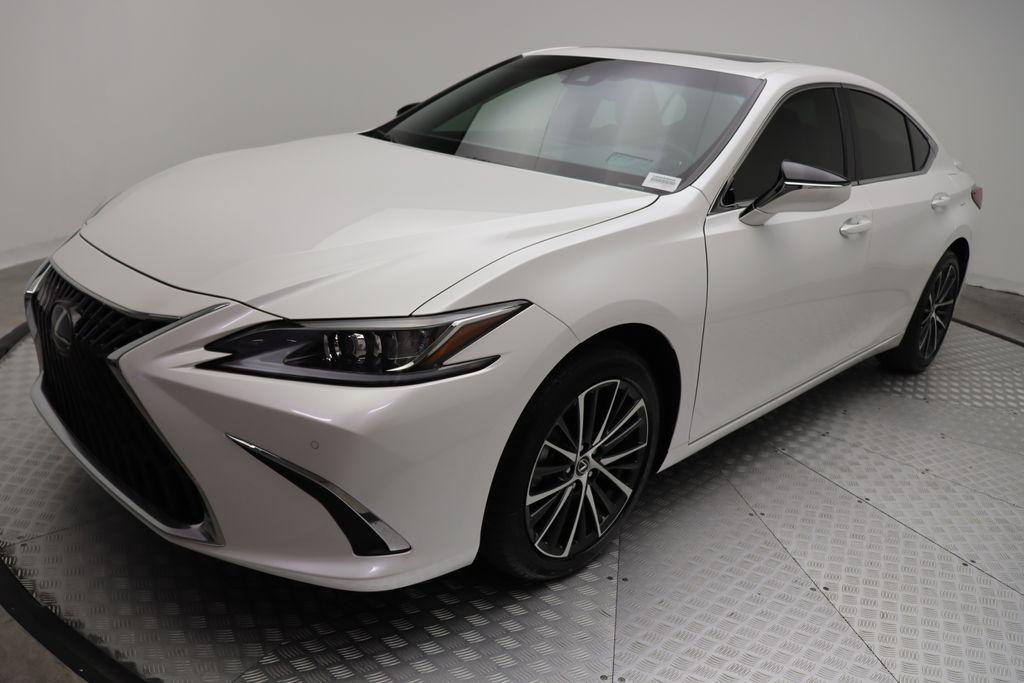 used 2025 Lexus ES 300h car, priced at $46,377