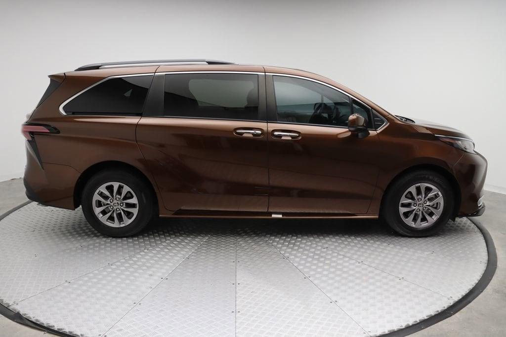 used 2022 Toyota Sienna car, priced at $37,957